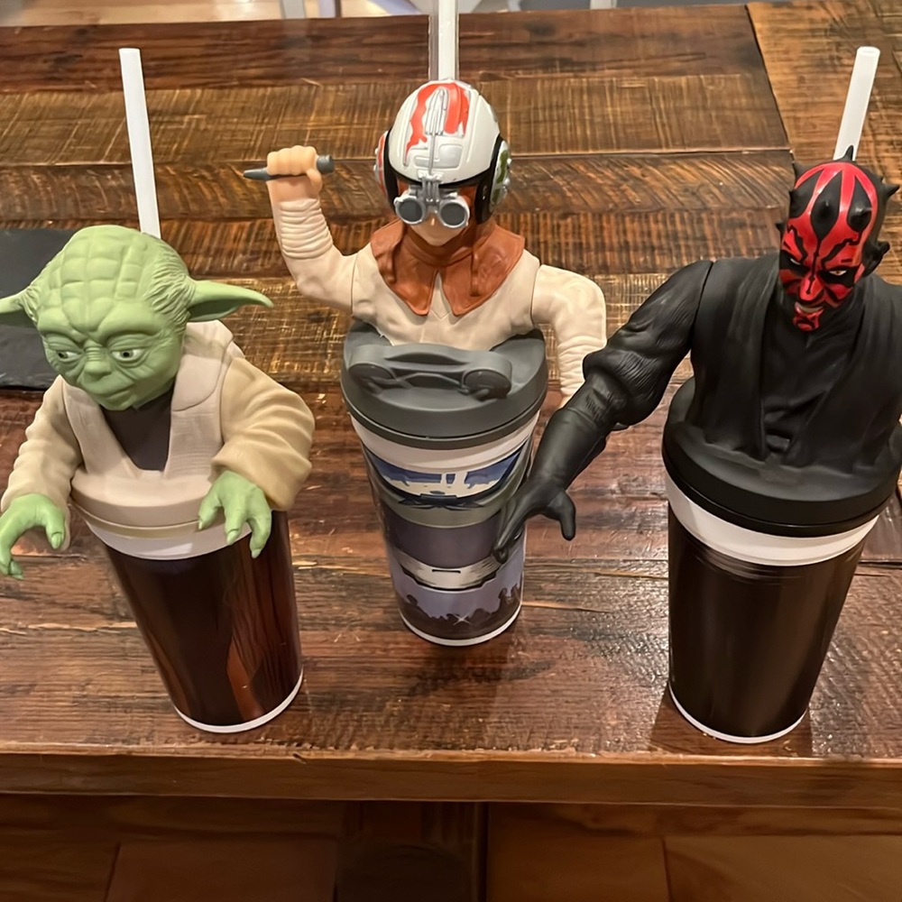 Star Wars collector cups 1999